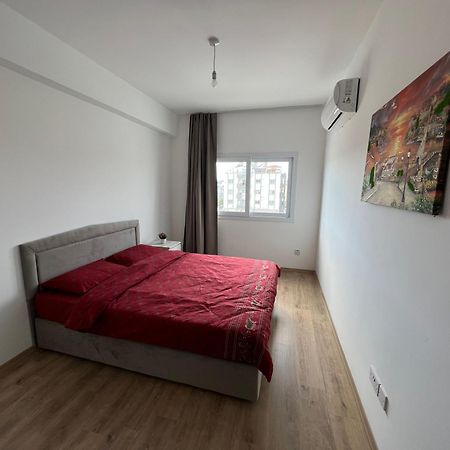Tetris Apartment Spacious Comfortable Nicósia Quarto foto