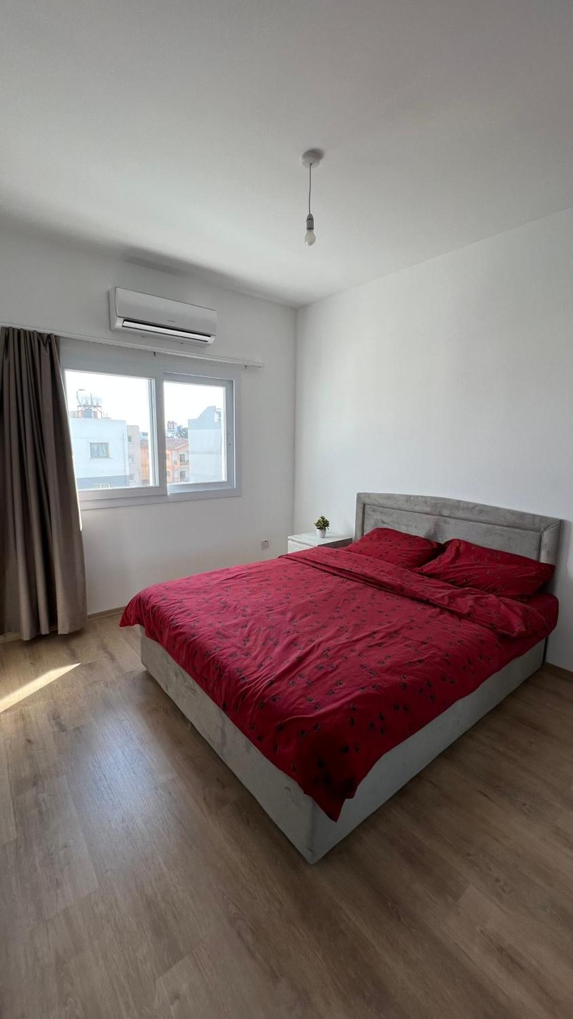 Tetris Apartment Spacious Comfortable Nicósia Quarto foto
