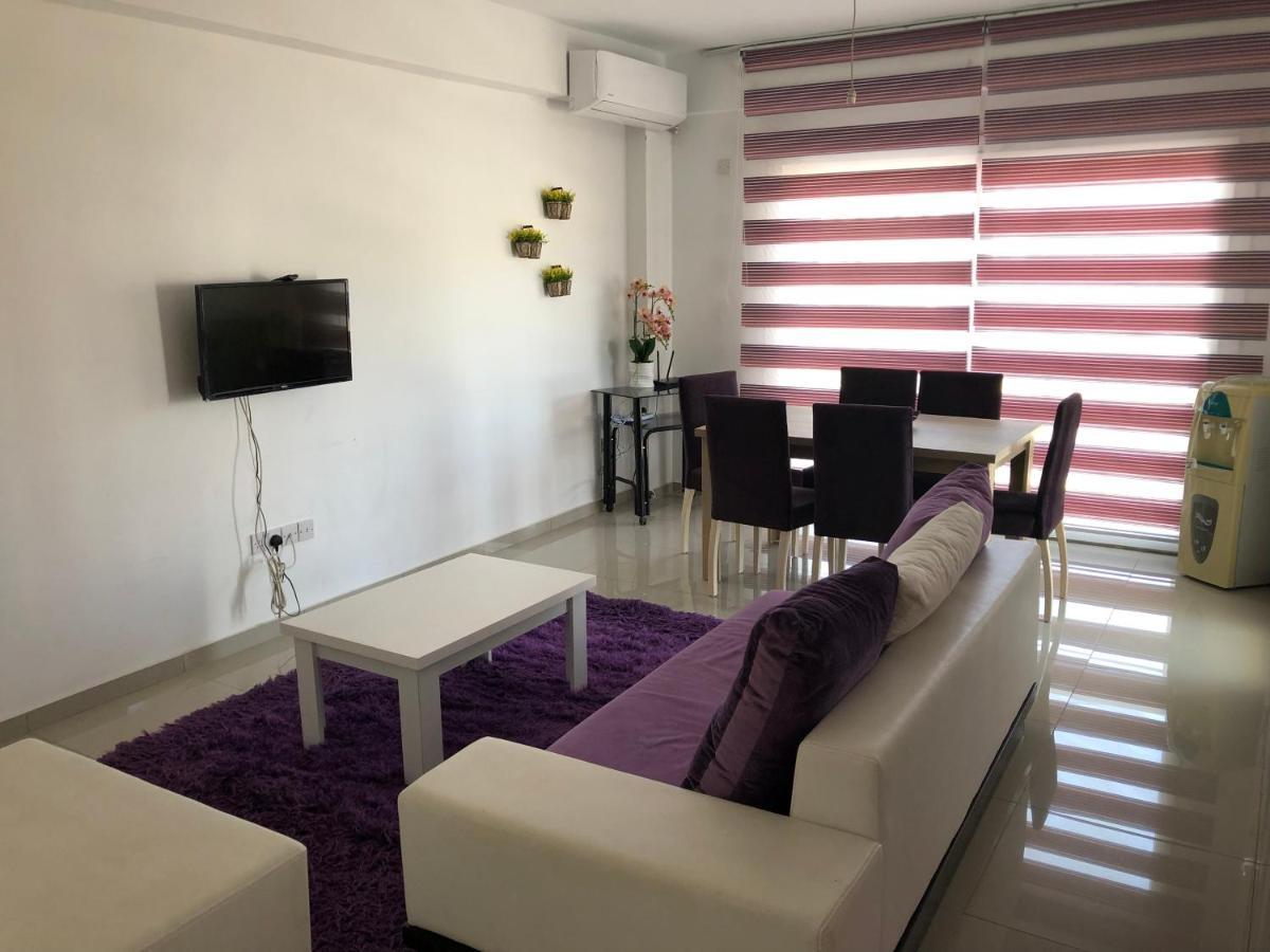Tetris Apartment Spacious Comfortable Nicósia Exterior foto
